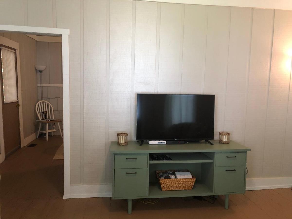 Downtown 2 Bedroom Cottage, Sleeps 6, Walking Distance To Honeywell, Downtown Restaurants, Shopping Wabash 外观 照片