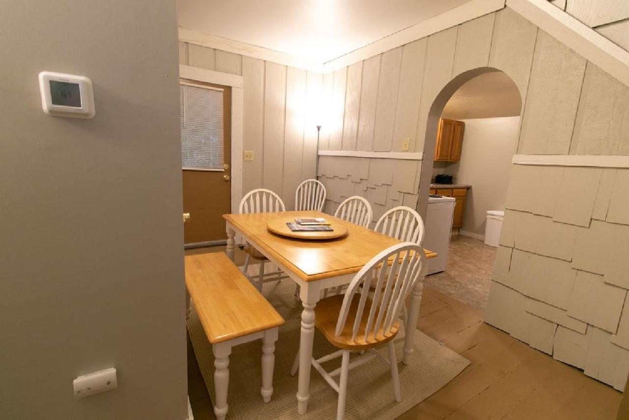 Downtown 2 Bedroom Cottage, Sleeps 6, Walking Distance To Honeywell, Downtown Restaurants, Shopping Wabash 外观 照片